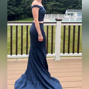 Dave & Johnny Navy Blue sparkly Prom/Formal Dress size:1/2